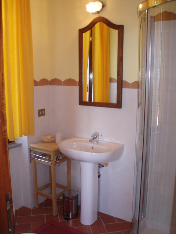 Gli Aceri B&B Arcola Bilik gambar